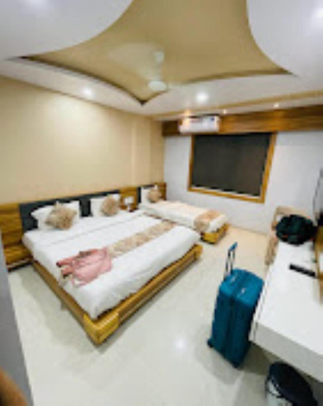 Hotel Krish , Somnāth 外观 照片