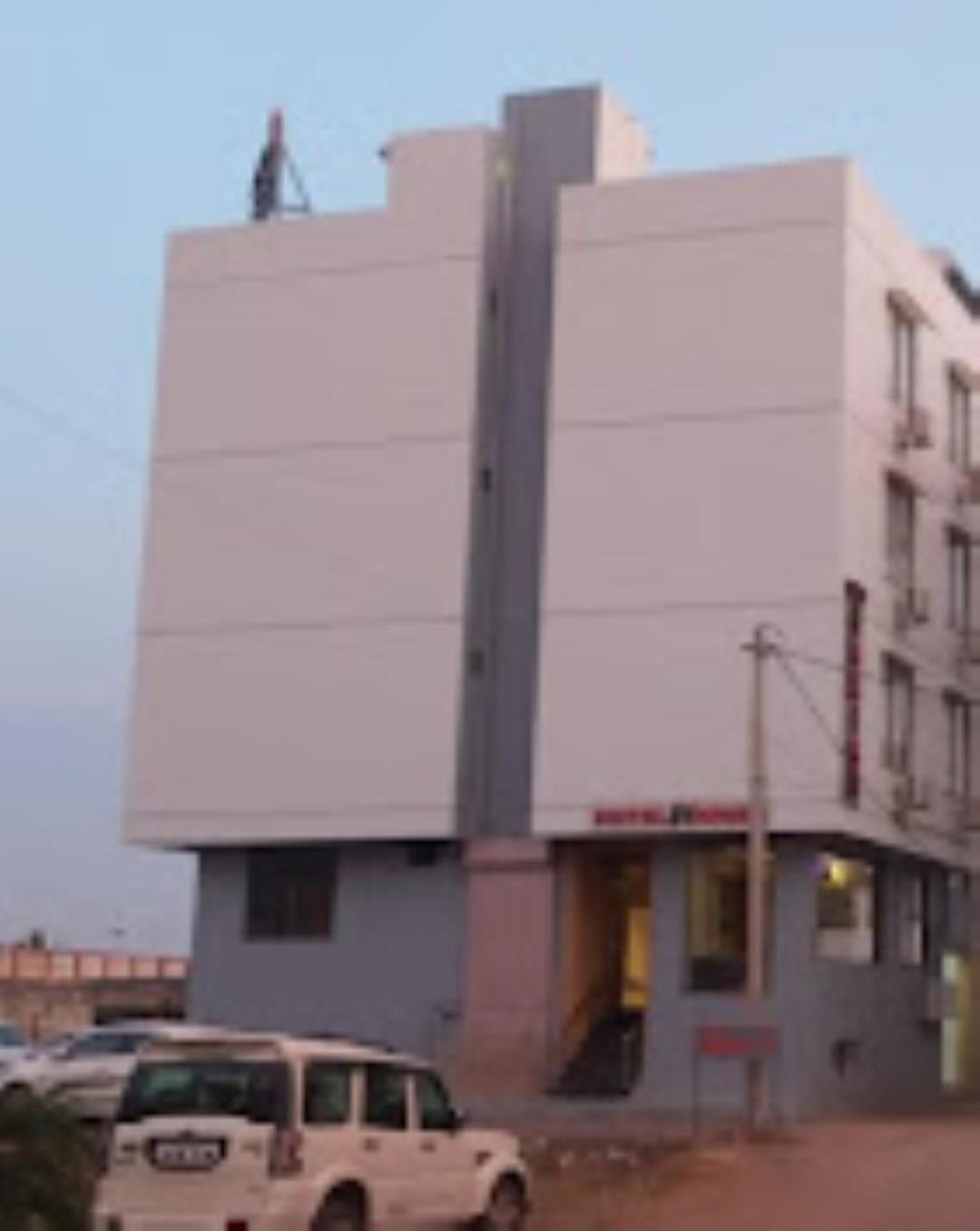 Hotel Krish , Somnāth 外观 照片